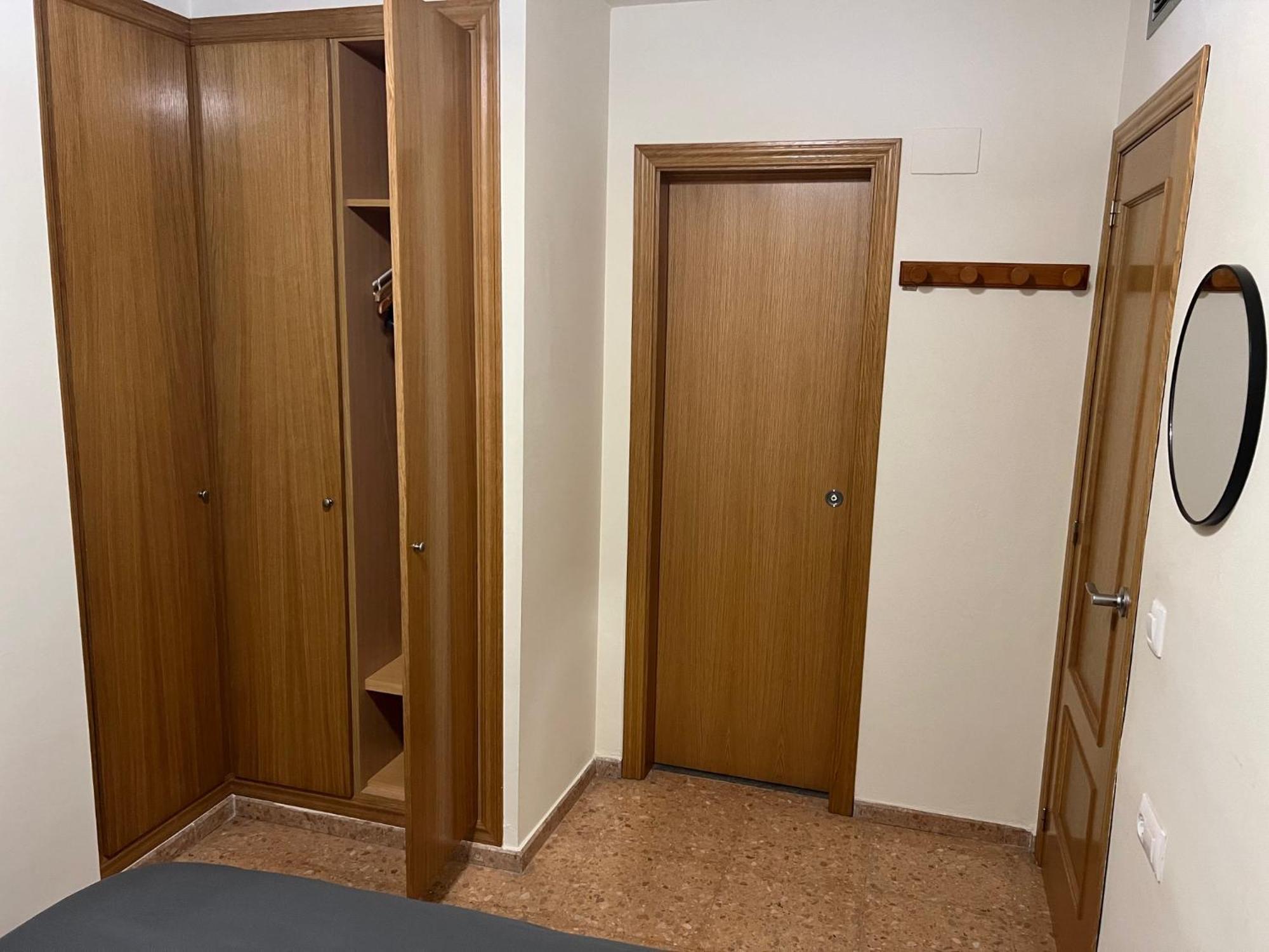 Habitacion Doble Con Bano Privado Valência Exterior foto